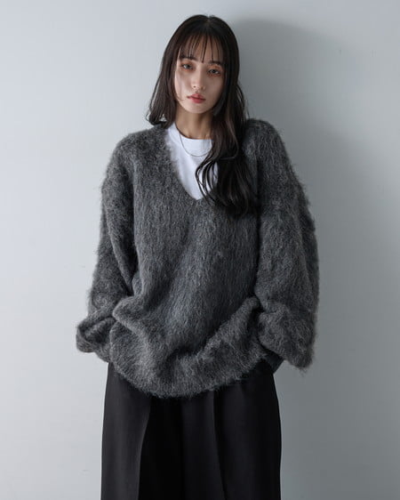 【10／21までの限定価格】【プレミアムライン INGNI SOELA】ミックスシャギーVネックニット