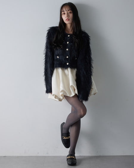 INGNI(イング) ショート丈金ボタンシャギーニットカーディガン クロ