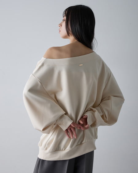 INGNI(イング) プレート付マルチWayダンボールトップス アイボリー