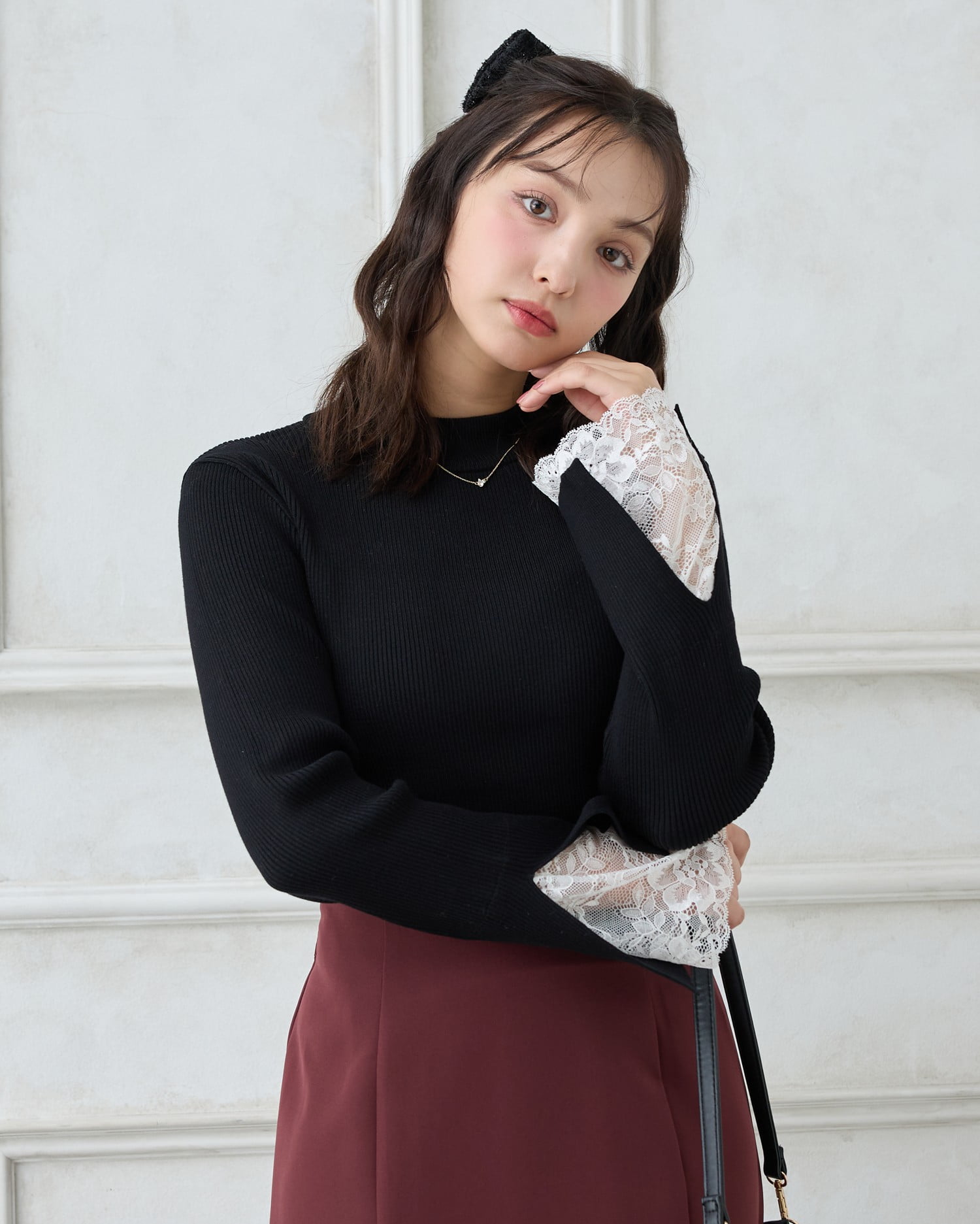 袖スリットレースニット