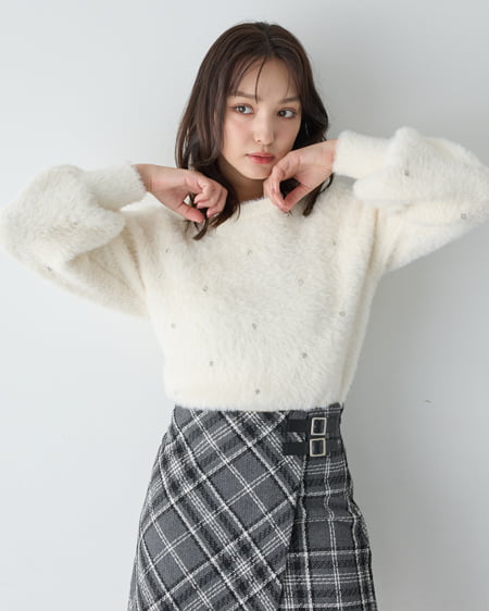 ビジュー付フェザーニット