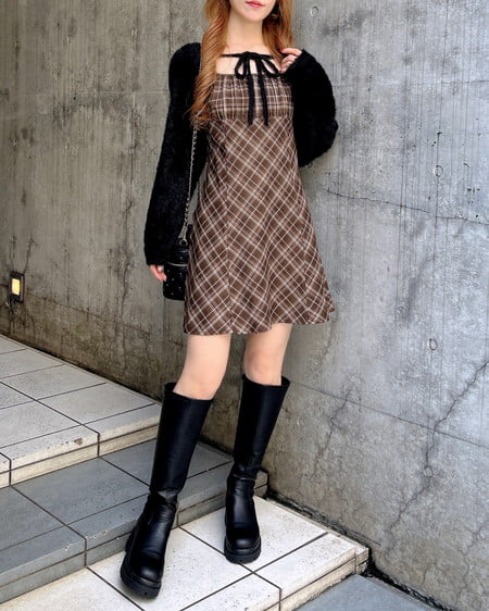INGNI（イング） フェザーボレロニット＋チェック柄ミニキャミワンピースセット ｸﾛ/ﾌﾞﾗｳﾝﾁｪｯｸ