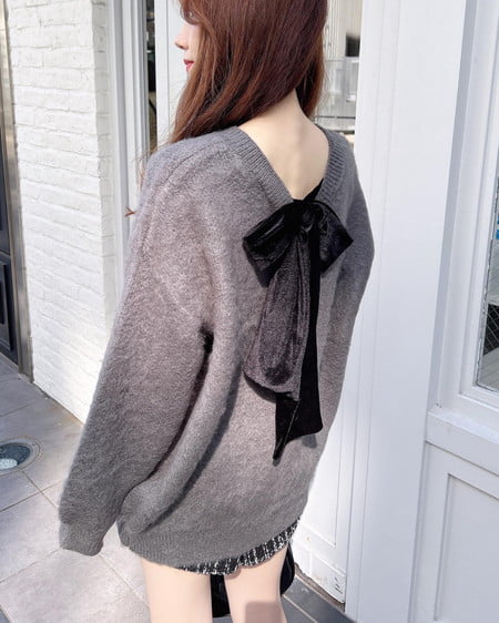 INGNI（イング） バックベロアリボンシャギーチュニックニット ﾁｬｺｰﾙｸﾞﾚｰ