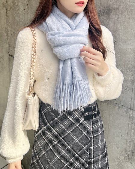 INGNI（イング） ビジュー付フェザーニット ｵﾌﾎﾜｲﾄ