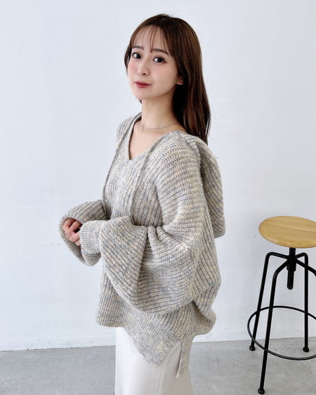【10／28までの限定価格】【プレミアムライン INGNI SOELA】ルーズニットパーカー