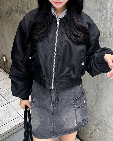 INGNI（イング） クロップド丈MA-1 ｸﾛ