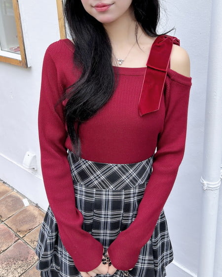 INGNI（イング） リブワンショルベロアリボンニット ﾎﾞﾙﾄﾞｰ