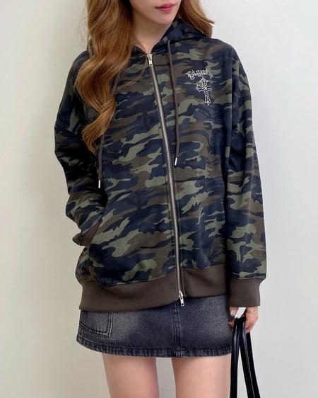 INGNI(イング) バックラインストーンクロススウェットチュニックパーカー メイサイ