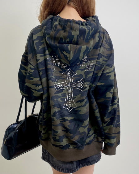 INGNI(イング) バックラインストーンクロススウェットチュニックパーカー メイサイ