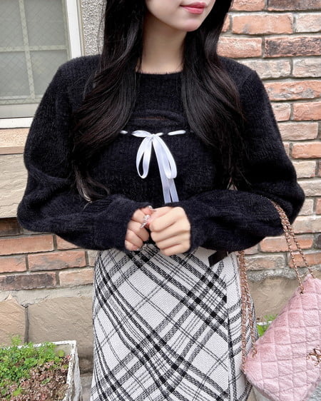 INGNI(イング) フェザーリブデコルテオープンリボンニット クロ