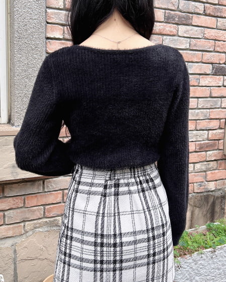 INGNI(イング) フェザーリブデコルテオープンリボンニット クロ