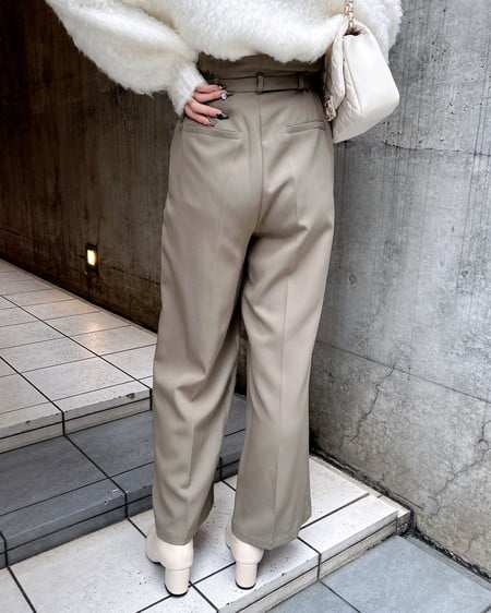 INGNI（イング） 共ベルト付ワイドパンツ ﾍﾞｰｼﾞｭ