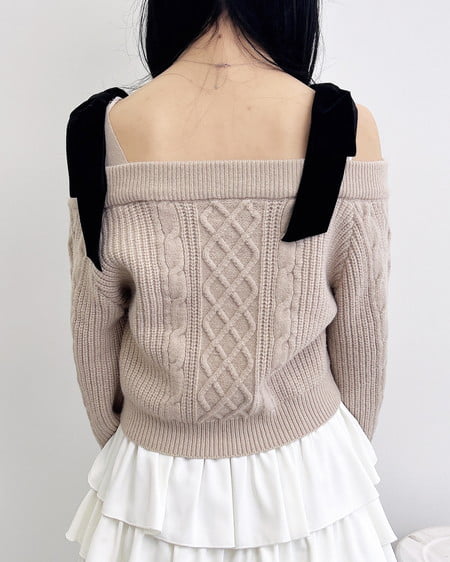 INGNI（イング） 2Wayベロアリボンオフショルケーブルニット ﾍﾞｰｼﾞｭ