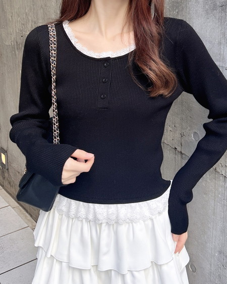 フリルレース付ヘンリーネックニット