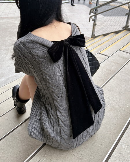 INGNI(イング) バックベロアリボンケーブルチュニックニット チャコールグレー/クロ