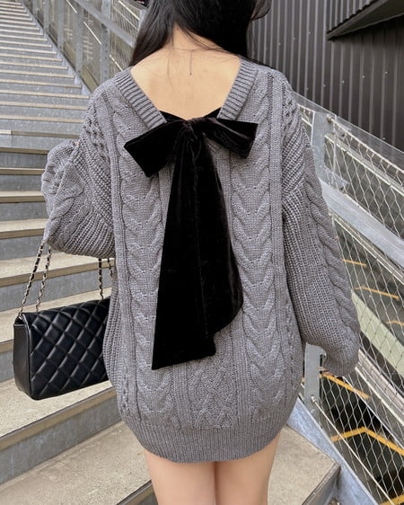 バックベロアリボンケーブルチュニックニット