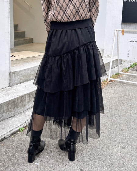 INGNI（イング） ランダムティアードチュールスカート ｸﾛ