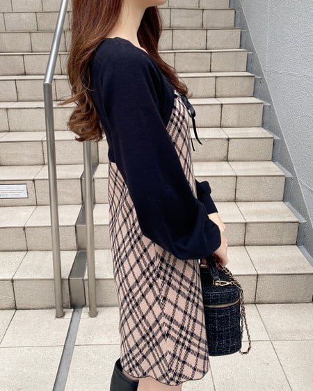 INGNI（イング） デコルテオープンチェック柄切替ニットワンピース ﾍﾞｰｼﾞｭｸﾛ/ﾁｪｯｸ