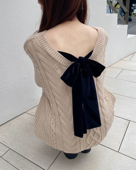 INGNI(イング) バックベロアリボンケーブルチュニックニット ベージュ/クロ