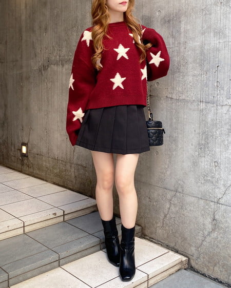 INGNI（イング） 星柄ループジャガードニット ﾎﾞﾙﾄﾞｰ/ｵﾌﾎﾜｲﾄ