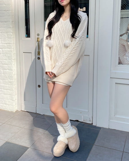 INGNI（イング） ポンポン付ケーブルチュニックニットパーカー ｱｲﾎﾞﾘｰ