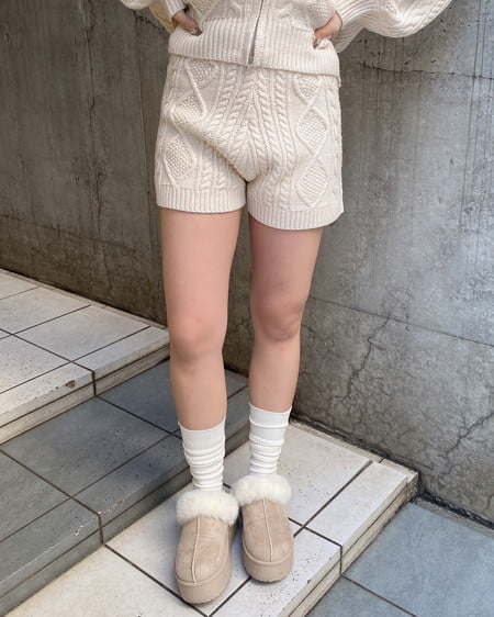INGNI（イング） ケーブルニットショートパンツ ｱｲﾎﾞﾘｰ