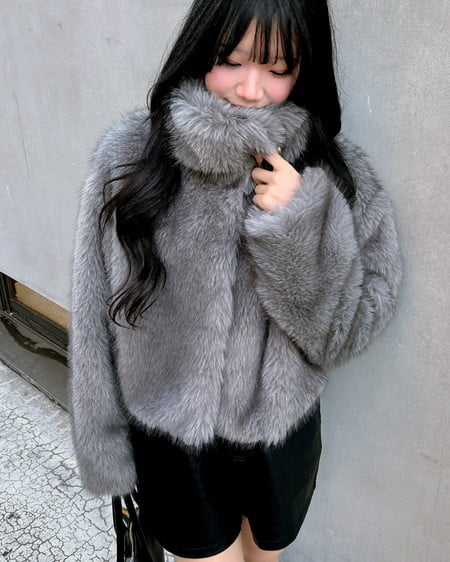 INGNI（イング） フェイクレザーショートパンツ ｸﾛ