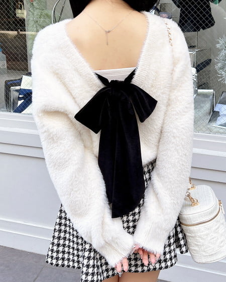 INGNI（イング） バックベロアリボンフェザーニット ｵﾌﾎﾜｲﾄ/ｸﾛ