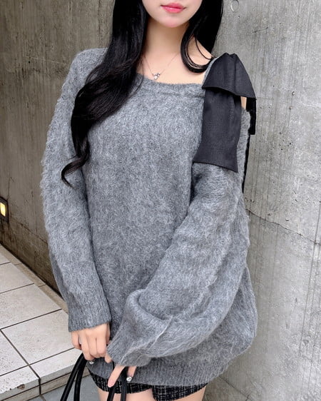 INGNI（イング） 肩リボンワンショルシャギーチュニックニット ﾁｬｺｰﾙｸﾞﾚｰ/ｸﾛ