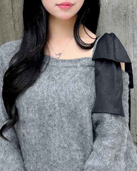 INGNI（イング） 肩リボンワンショルシャギーチュニックニット ﾁｬｺｰﾙｸﾞﾚｰ/ｸﾛ