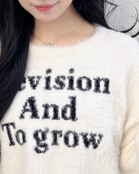 INGNI（イング） ショート丈フェザー3段ロゴニット ｵﾌﾎﾜｲﾄ/ｸﾛ