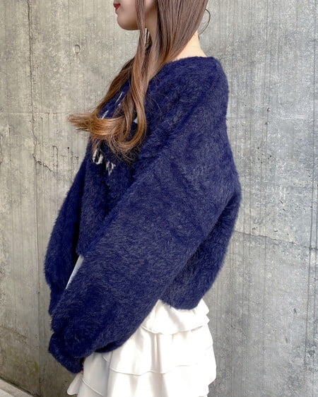 INGNI（イング） ショート丈フェザー3段ロゴニット ｺﾝ/ｵﾌﾎﾜｲﾄ