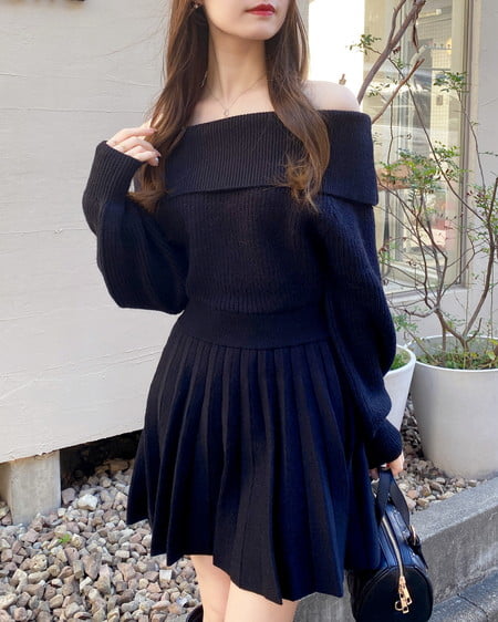 オフショルニットワンピース