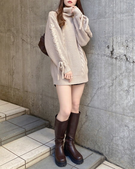 INGNI（イング） タートルネックルーズチュニックニット ﾍﾞｰｼﾞｭ