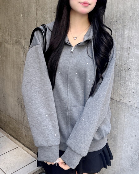 INGNI（イング） ビジュー付ダンボールジップパーカー ﾁｬｺｰﾙｸﾞﾚｰ