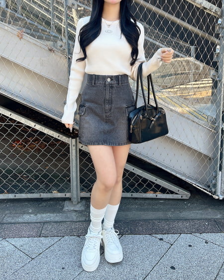 INGNI（イング） メタルプリントリブニット ｵﾌﾎﾜｲﾄ