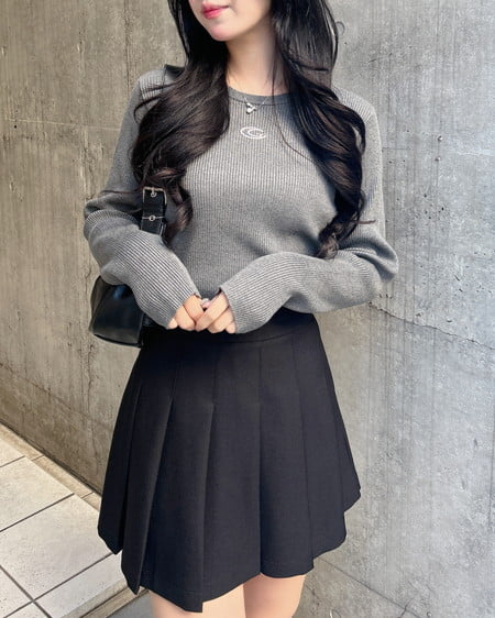 INGNI（イング） メタルプリントリブニット ﾁｬｺｰﾙｸﾞﾚｰ