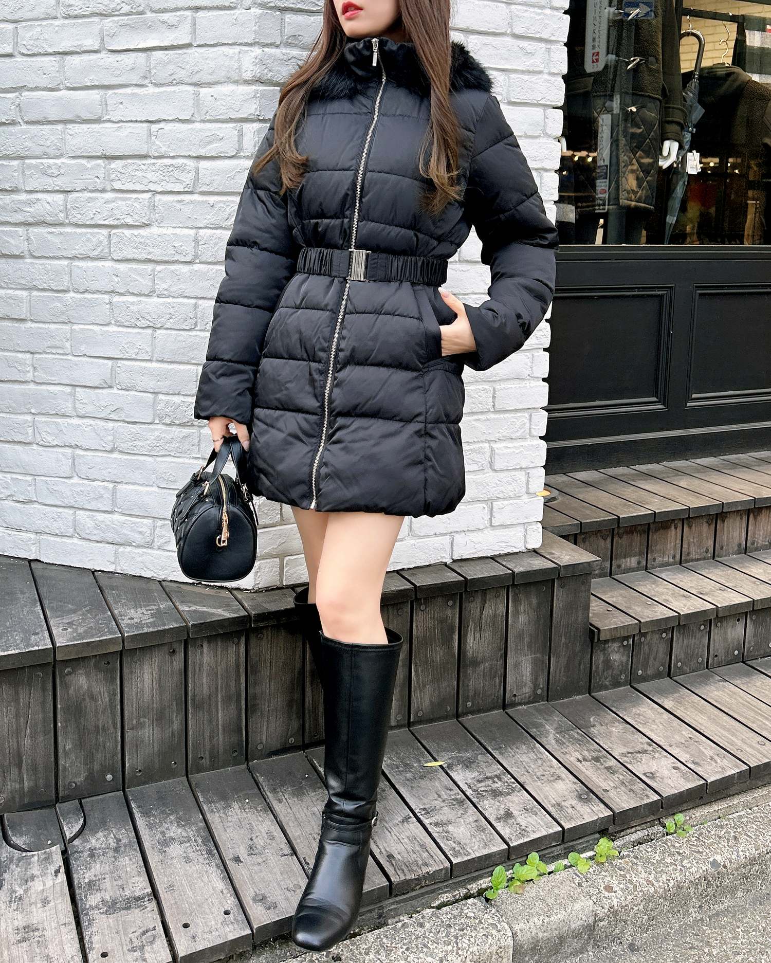 12／9までの限定価格】ファーフード付ウエストベルトエコダウンコート