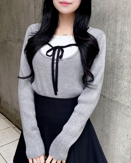 INGNI（イング） フロントレースドッキングニット ｸﾞﾚｰ/ｵﾌﾎﾜｲﾄ