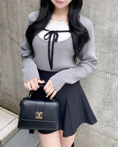 INGNI（イング） フロントレースドッキングニット ｸﾞﾚｰ/ｵﾌﾎﾜｲﾄ