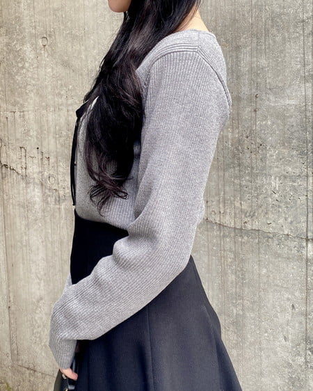 INGNI（イング） フロントレースドッキングニット ｸﾞﾚｰ/ｵﾌﾎﾜｲﾄ