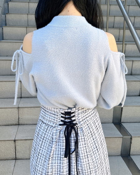 INGNI（イング） 肩開きラメフェザーニット ｻｯｸｽ