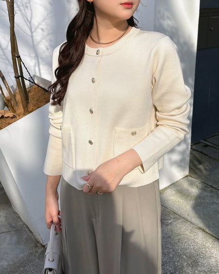 INGNI（イング） 金ボタンスポンディッシュニットカーディガン ｱｲﾎﾞﾘｰ