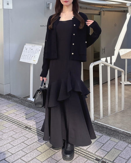 INGNI（イング） 金ボタンスポンディッシュニットカーディガン ｸﾛ