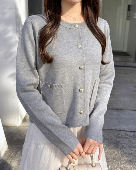 【プレミアムライン INGNI SOELA】金ボタンスポンディッシュニットカーディガン