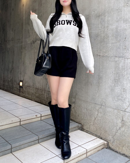 INGNI（イング） ハーフジップショート丈ロゴニット ｵﾌﾎﾜｲﾄ/ｸﾛ