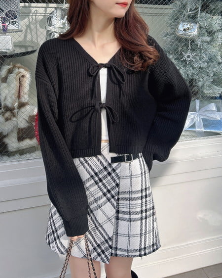 INGNI（イング） Vネック2つリボンニットカーディガン ｸﾛ