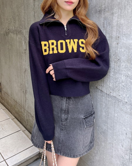 INGNI（イング） ハーフジップショート丈ロゴニット ｺﾝ/ﾏｽﾀｰﾄﾞ