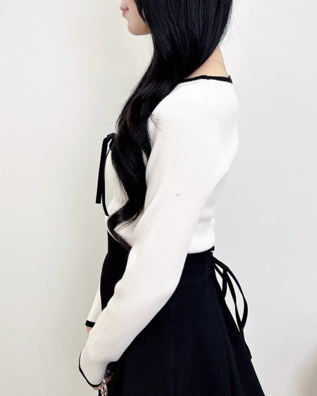 INGNI（イング） デコルテオープンリブニット ｵﾌﾎﾜｲﾄ/ｸﾛ