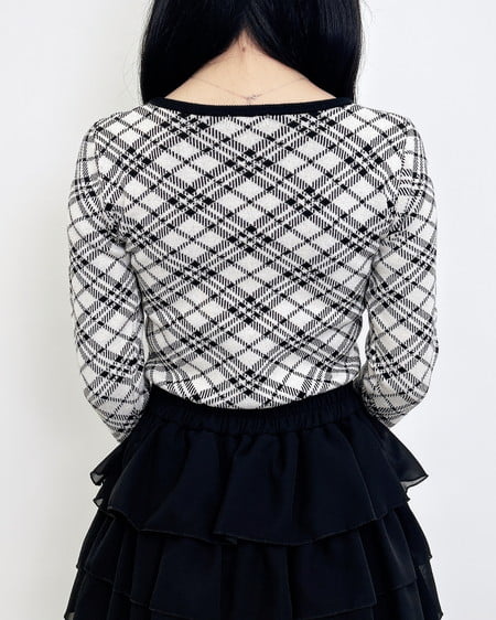 INGNI（イング） フロントフリルドッキングチェック柄ニット ｱｲﾎﾞﾘｰ/ｸﾛ